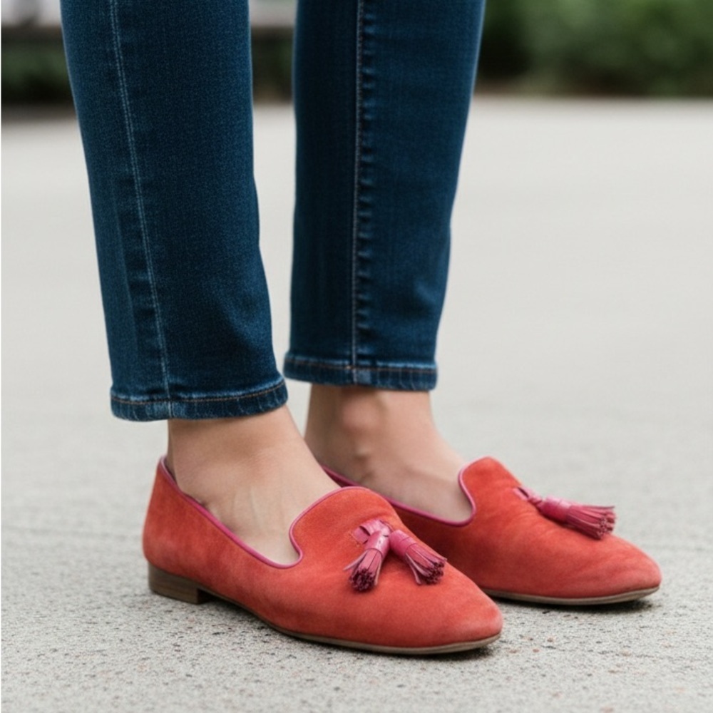 Ivanka Trump Marley Red & Pink Tassel Suede Round Toe Flat Loafers Size 6 W/ Box